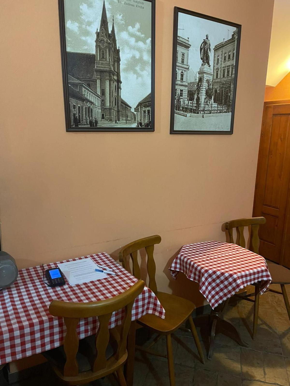Penzion Duna & Solna Jaskyna Komárno Buitenkant foto